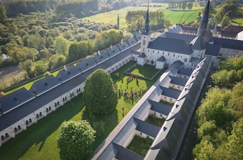 Visite de la Chartreuse de Neuville – Un joyau du patrimoine restauré